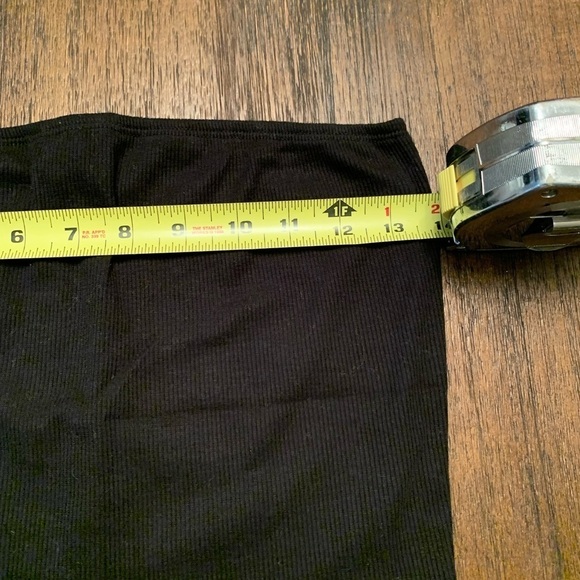 🎉Black tube top, size Medium - Picture 3 of 4